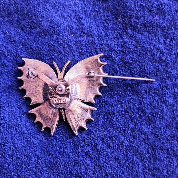 Butterfly Brooch - Picture 3 of 6